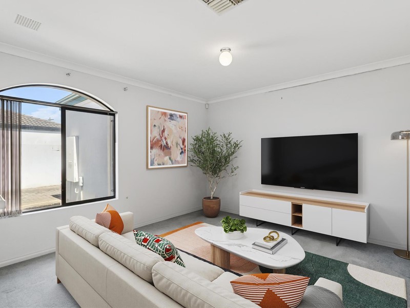 Property for sale in Morley : Passmore Real Estate