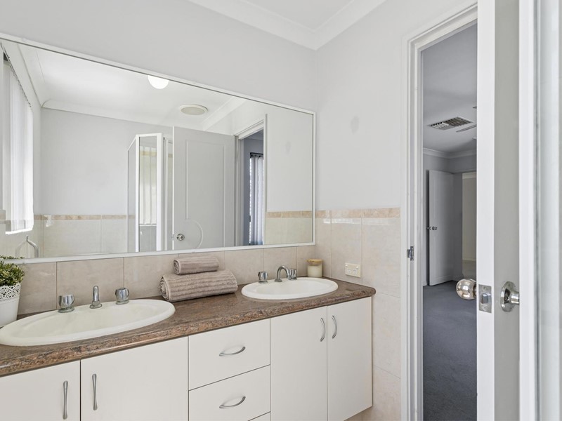 Property for sale in Morley : Passmore Real Estate