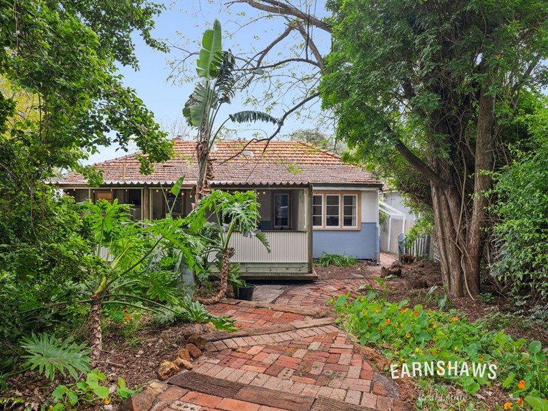 Property for sale in Swan View