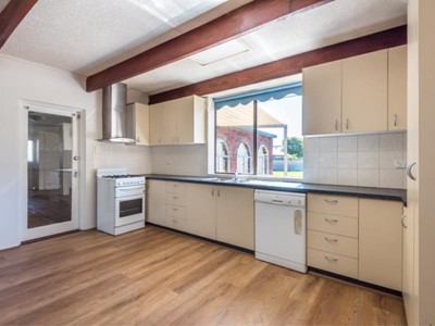 Property for rent  in Beckenham