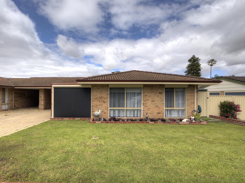 Property for sale in Forrestfield, 4/10 Dawson Avenue, Nick Mitchell