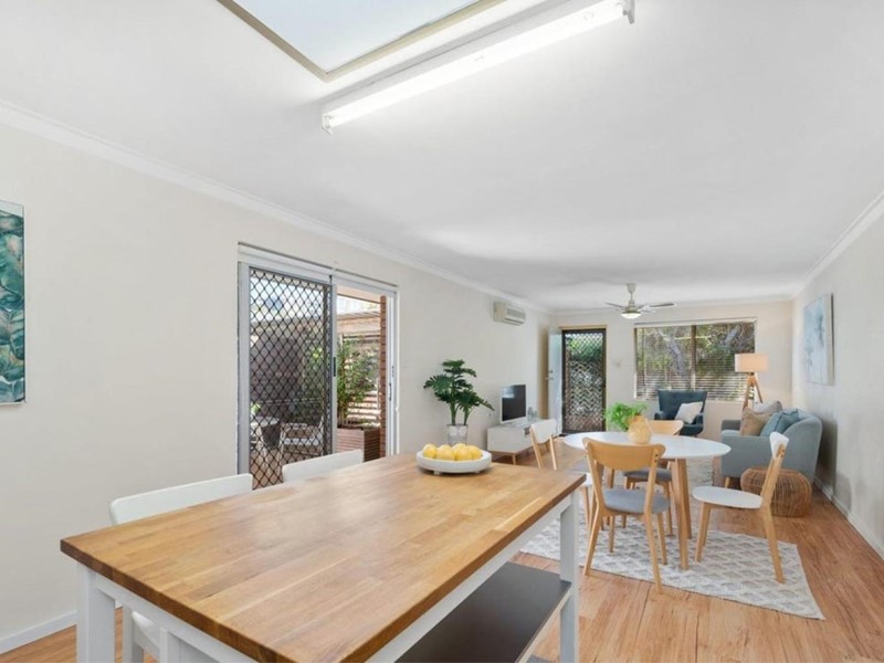 Property for rent in Scarborough : West Coast Real Estate