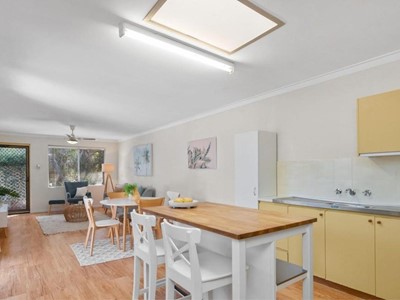 Property for rent in Scarborough : West Coast Real Estate