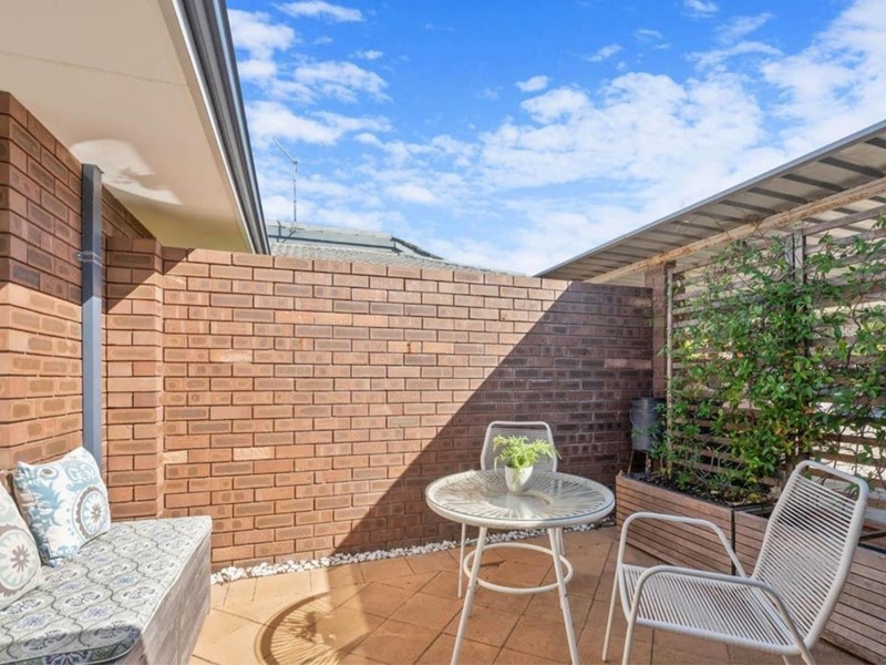 Property for rent in Scarborough : West Coast Real Estate