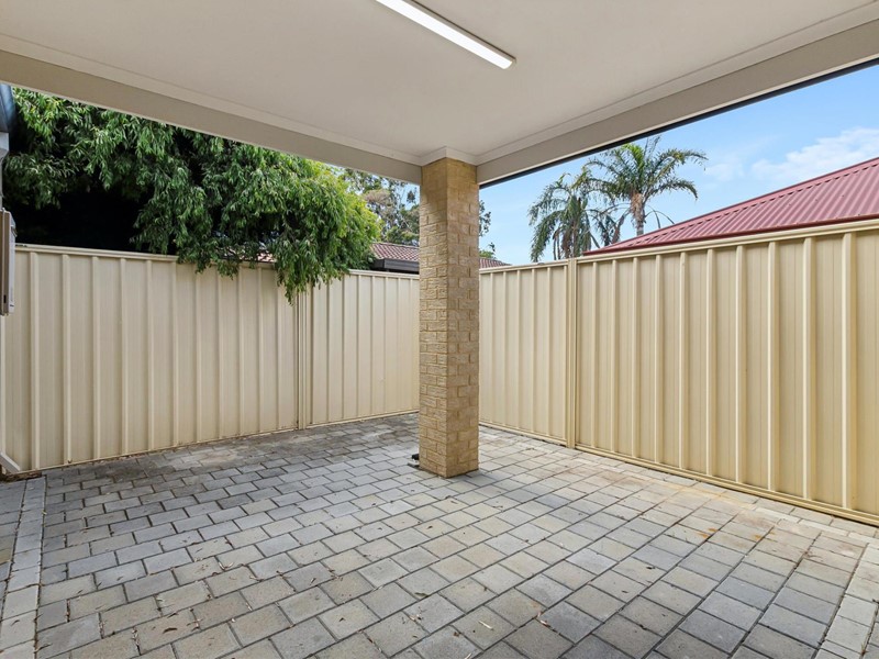 Property for sale in Westminster : Passmore Real Estate