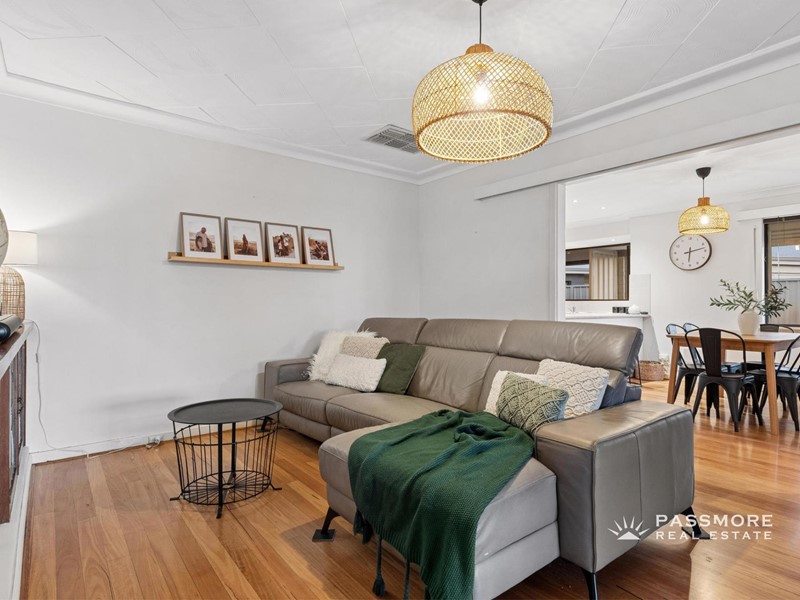 Property for sale in Morley : Passmore Real Estate