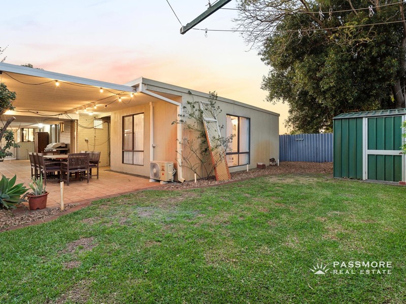 Property for sale in Morley : Passmore Real Estate