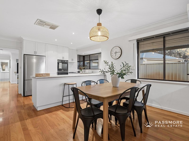 Property for sale in Morley : Passmore Real Estate