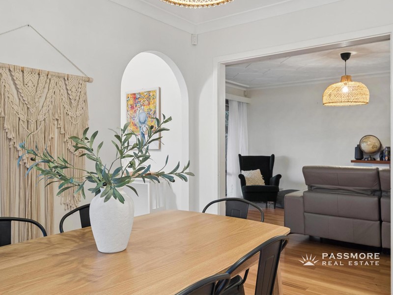 Property for sale in Morley : Passmore Real Estate