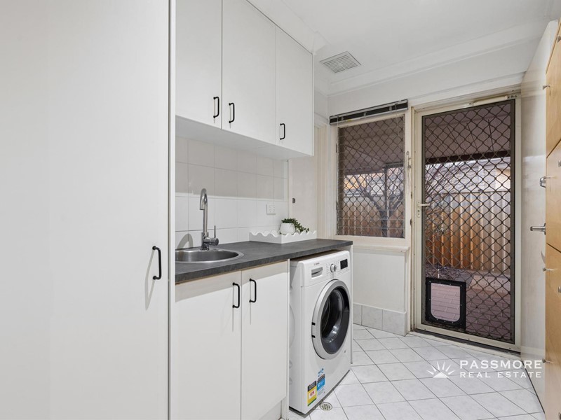 Property for sale in Morley : Passmore Real Estate