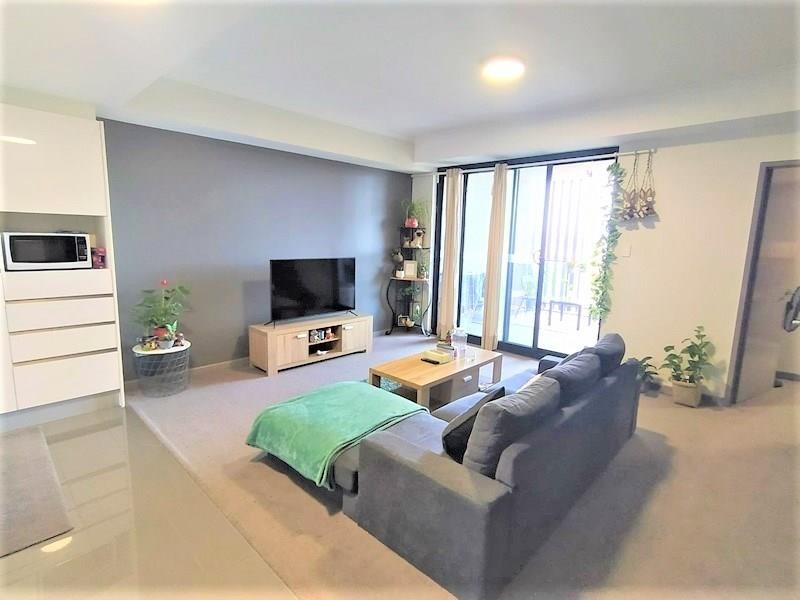 1 Bedroom + 1 Study room Apartment Near Carousel - Rented