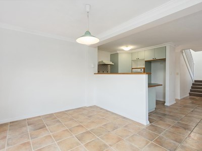 Property for rent in Como : Jacky Ladbrook Real Estate