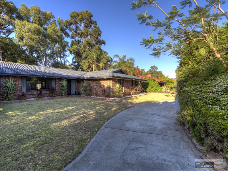 Property for sale in Forrestfield : Porter Matthews Metro Real Estate