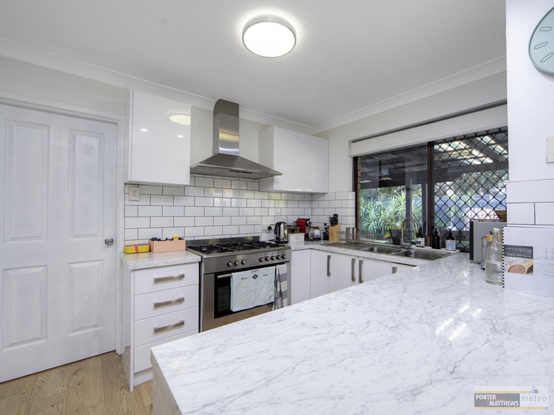 Property for sale in Forrestfield : Porter Matthews Metro Real Estate