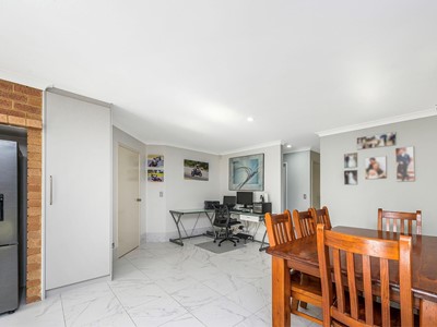 Property for sale in Ballajura : Dempsey Real Estate