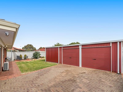 Property for sale in Ballajura : Dempsey Real Estate
