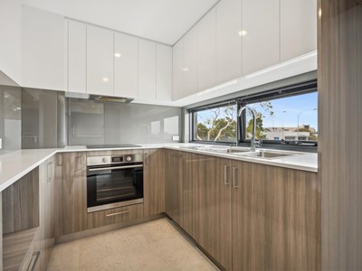 Property for sale in Booragoon : Jacky Ladbrook Real Estate