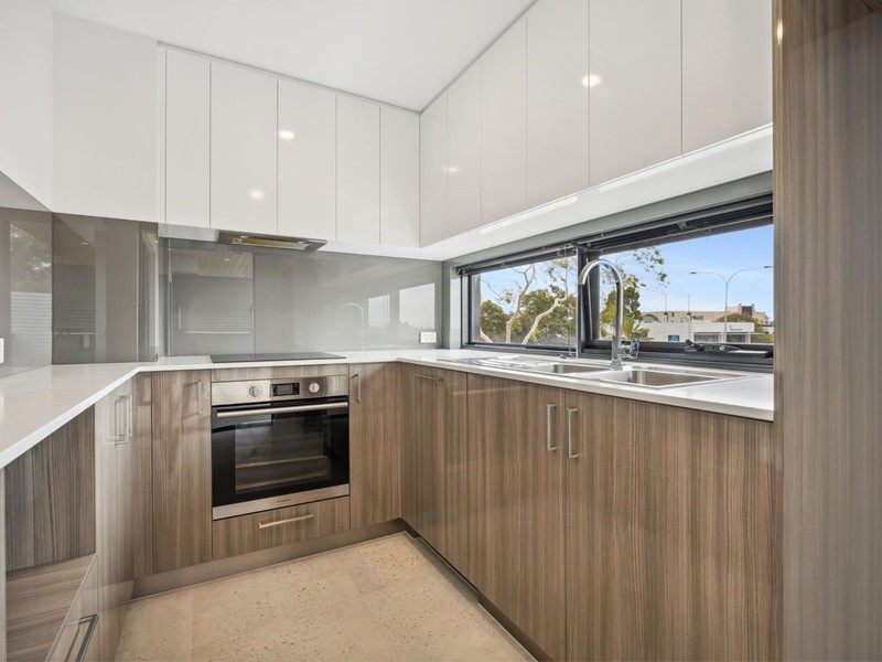 Property for sale in Booragoon : Jacky Ladbrook Real Estate