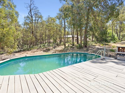 Property for sale in Mundaring