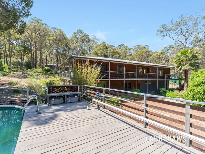 Property for sale in Mundaring