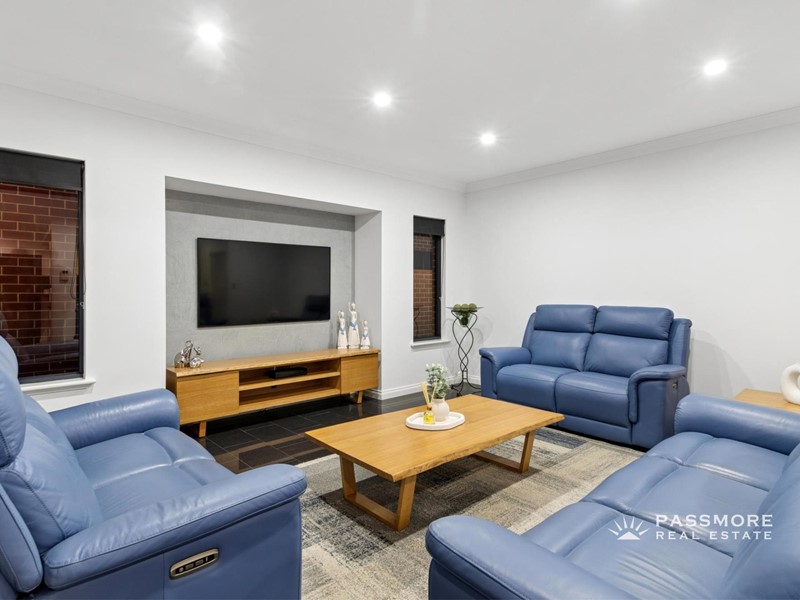 Property for sale in Morley : Passmore Real Estate