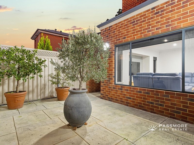 Property for sale in Morley : Passmore Real Estate