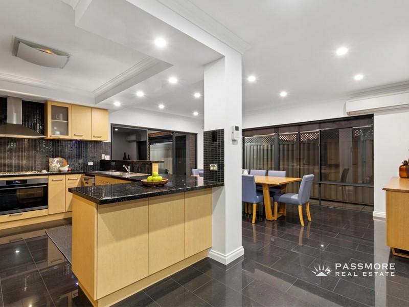 Property for sale in Morley : Passmore Real Estate