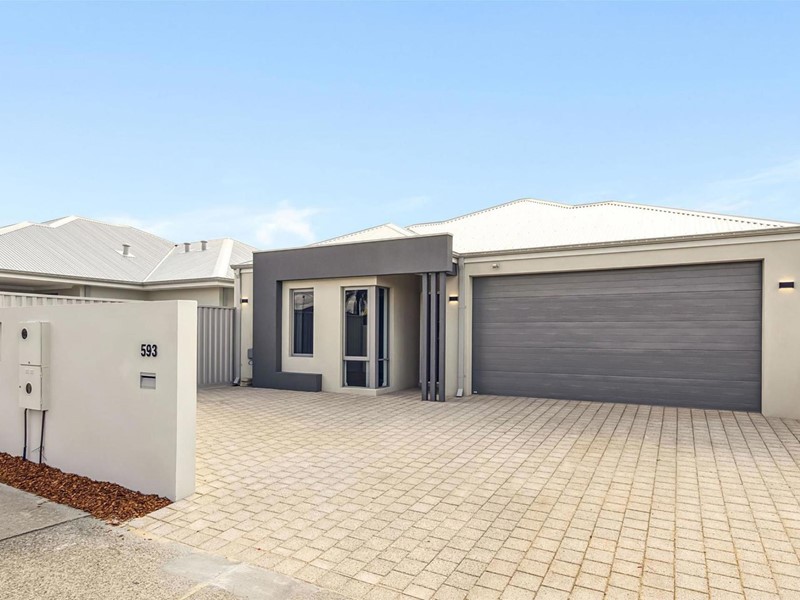 Property for sale in Morley : Passmore Real Estate