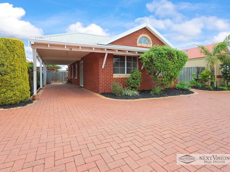 Property for sale in Beaconsfield