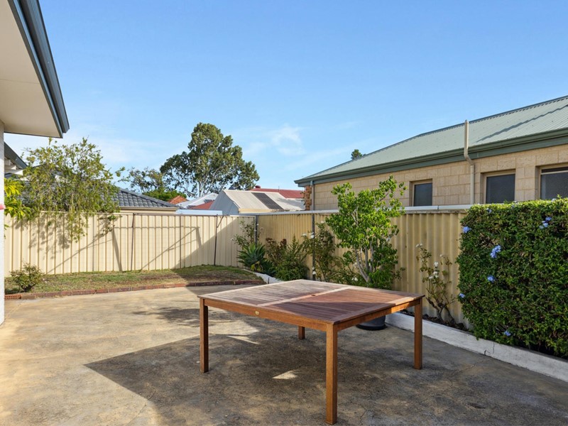Property for sale in Alfred Cove : Jacky Ladbrook Real Estate