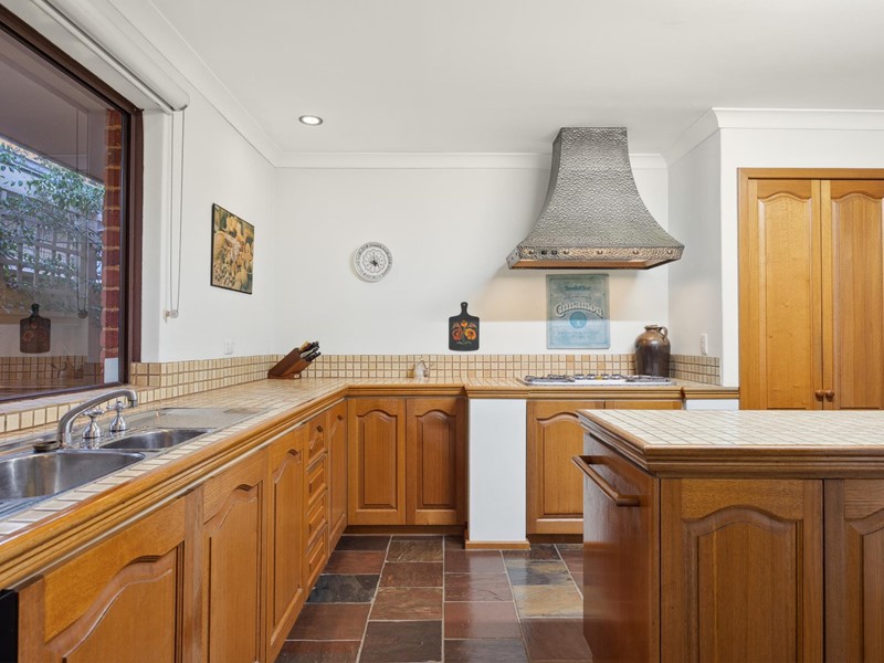 Property for sale in Attadale : Jacky Ladbrook Real Estate