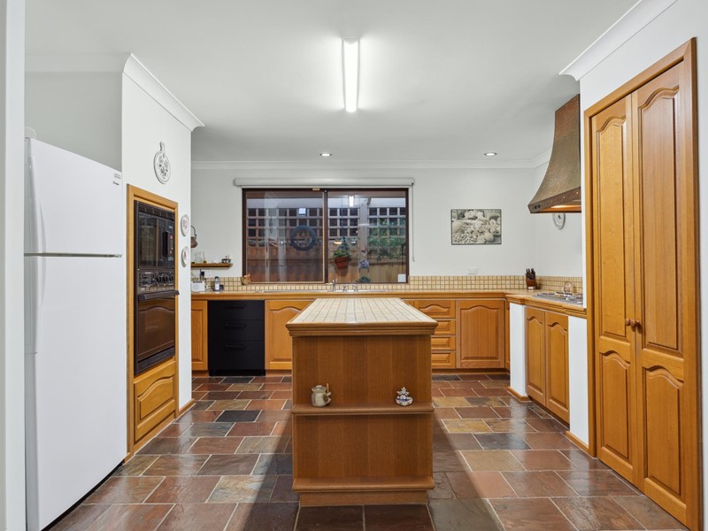 Property for sale in Attadale : Jacky Ladbrook Real Estate