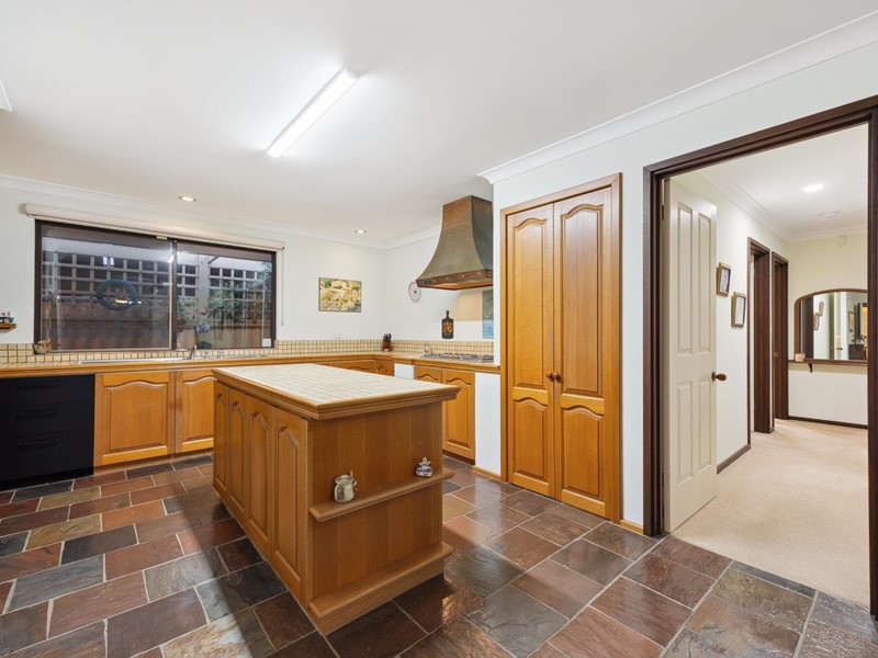 Property for sale in Attadale : Jacky Ladbrook Real Estate