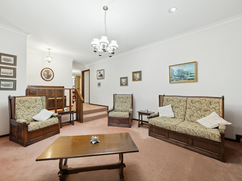 Property for sale in Attadale : Jacky Ladbrook Real Estate