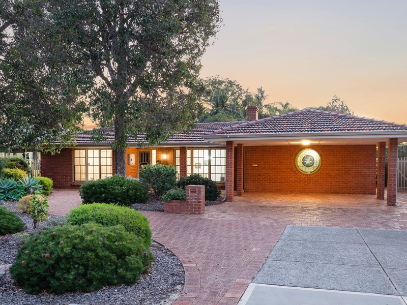 Property for sale in Attadale : Jacky Ladbrook Real Estate