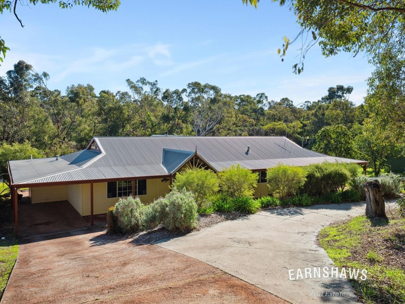 Property for sale in Mount Helena