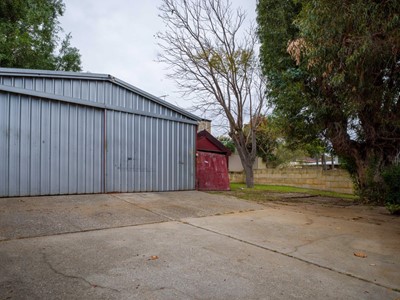 Property for sale in Hamilton Hill : Southside Realty