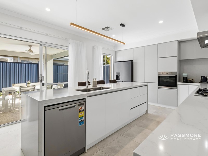 Property for sale in Embleton : Passmore Real Estate