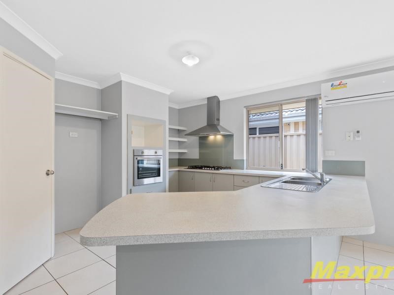 Property for rent in Canning Vale