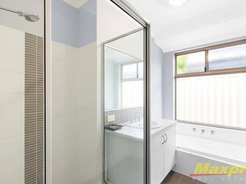 Property for rent in Canning Vale