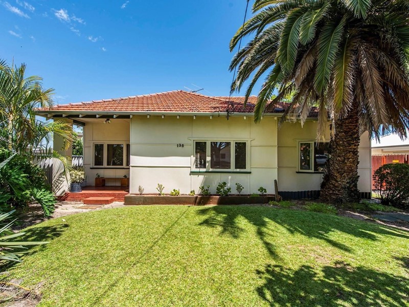 Property for sale in Bassendean : Passmore Real Estate