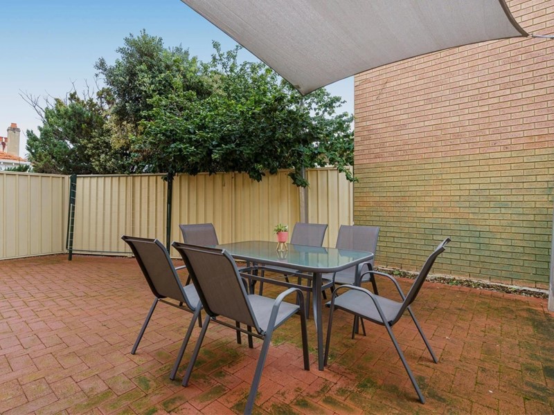 Property for sale in Como : Star Realty Thornlie