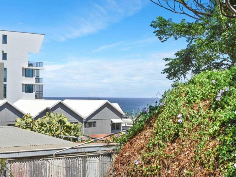Property for sale in Scarborough : West Coast Real Estate