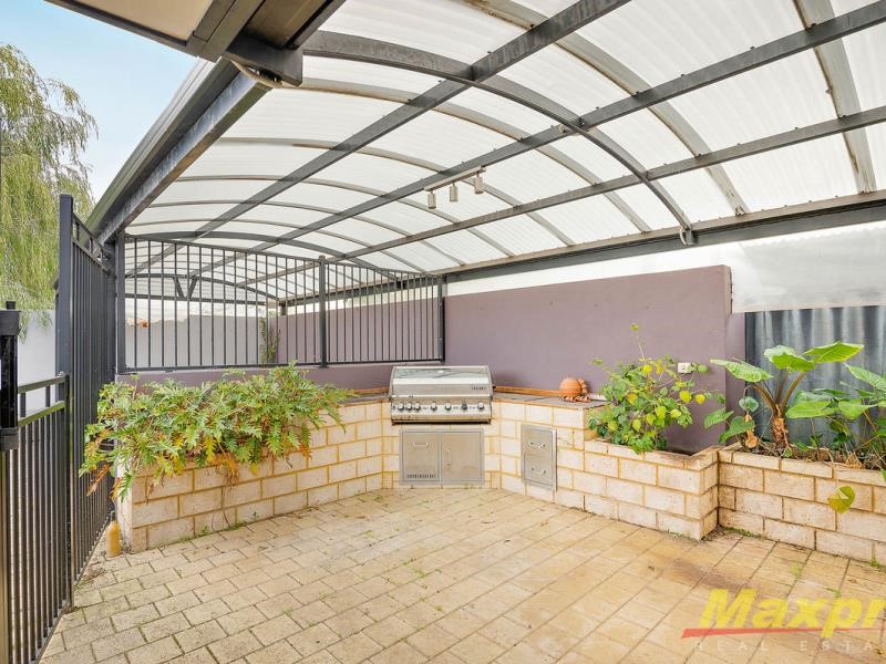 Property for sale in Huntingdale