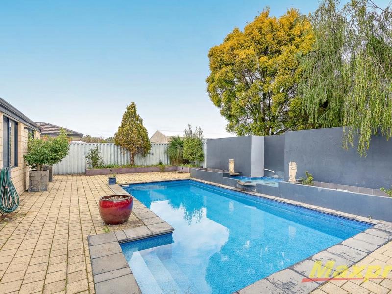 Property for sale in Huntingdale